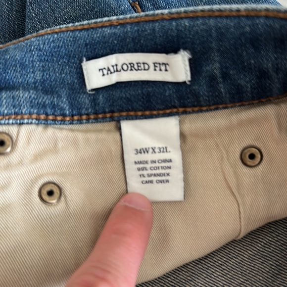 Jos A. Bank Men’s Jeans 34W 32L - Picture 3 of 6